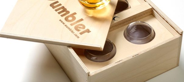 WUMBLER Mini Holzbox mit 4 Gläsern